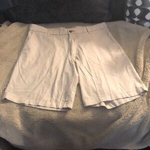 Izod Shorts, size 32